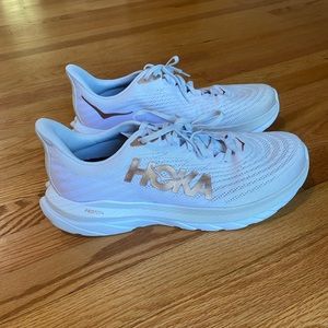 Hoka Profly +. White/ gold. Size 13